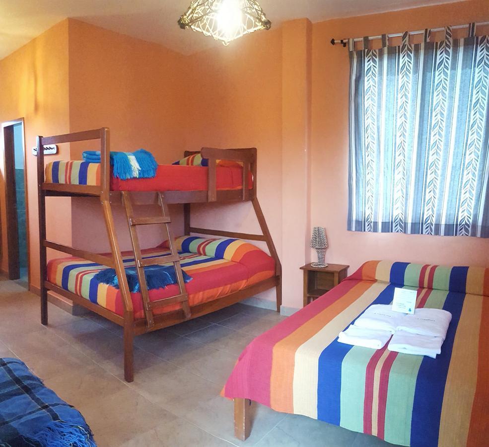 La Mariposa Hostal Olon Exterior photo